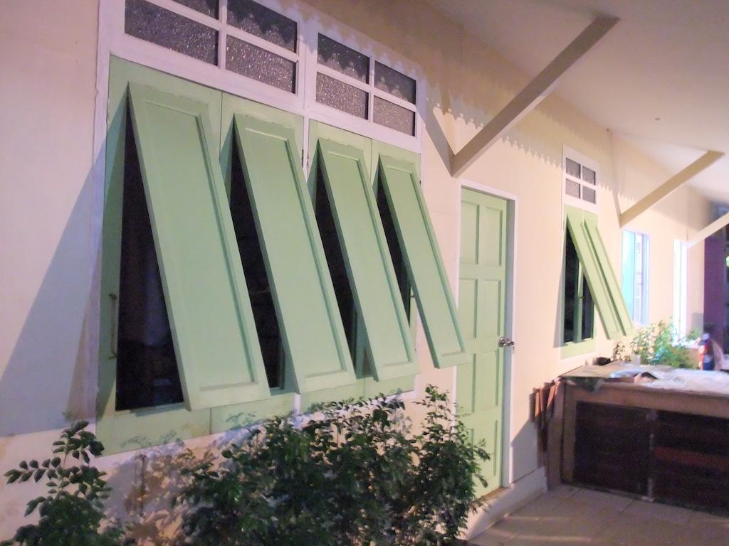 Panida Suite Hotel Bangkok Kültér fotó