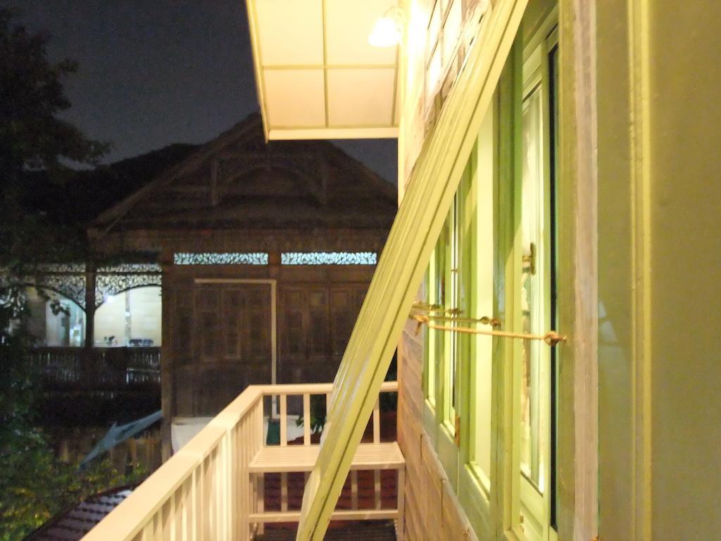 Panida Suite Hotel Bangkok Kültér fotó