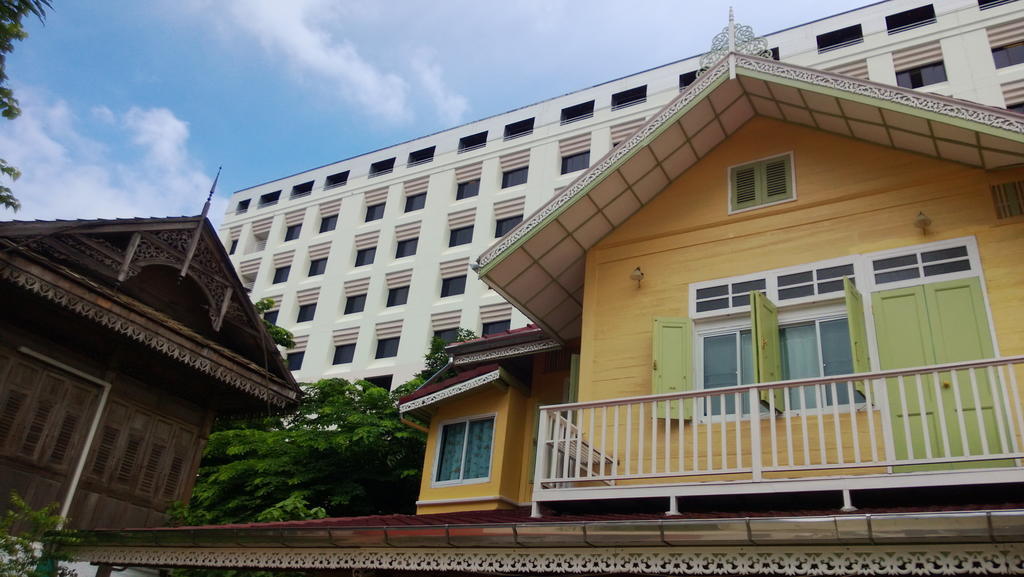 Panida Suite Hotel Bangkok Kültér fotó