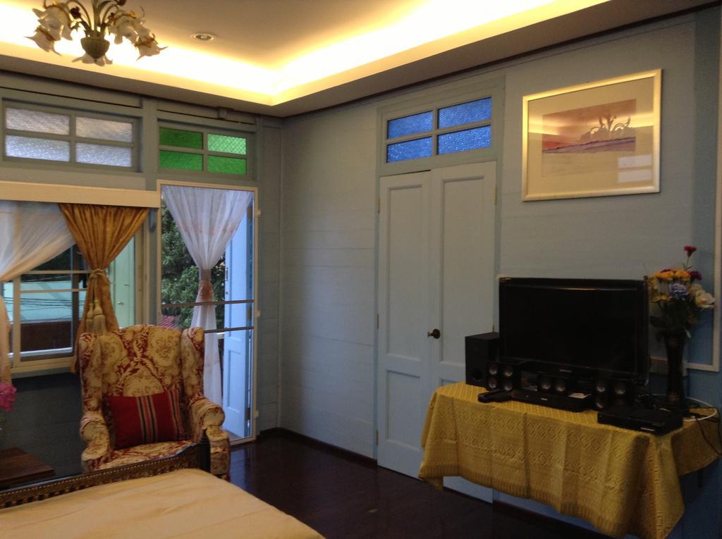Panida Suite Hotel Bangkok Kültér fotó