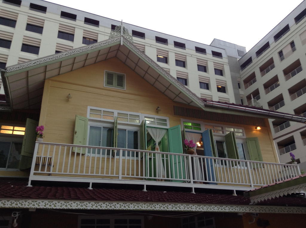 Panida Suite Hotel Bangkok Kültér fotó