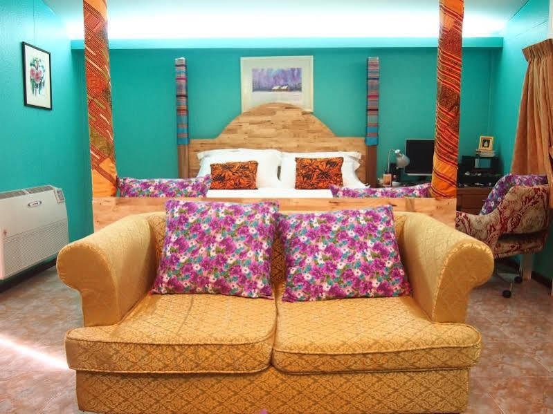 Panida Suite Hotel Bangkok Kültér fotó